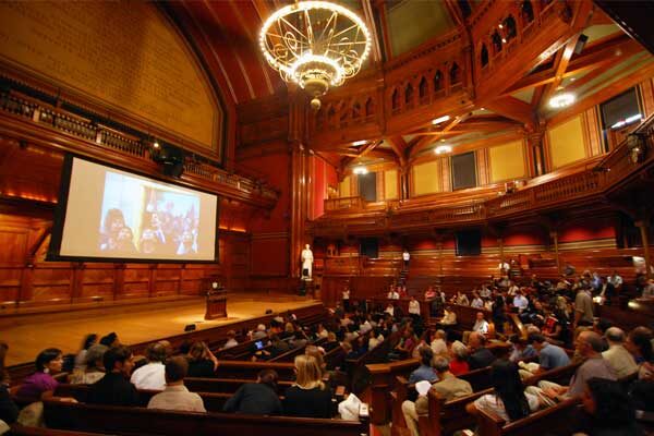 Harvard University | США