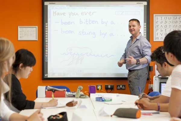 Подготовка к IELTS в Англии, Брайтон | EC