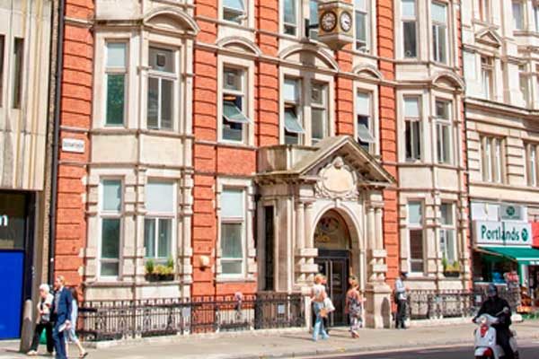 Англійська для всієї родини в Англії, Лондон | St Giles