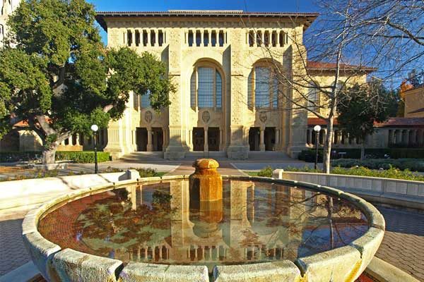 Stanford University | США