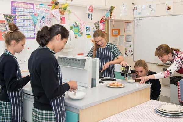 Академический английский в Англии, Литл-Несс | Adcote International Boarding School