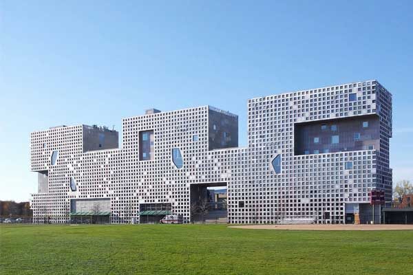 Massachusetts Institute of Technology (MIT) | США